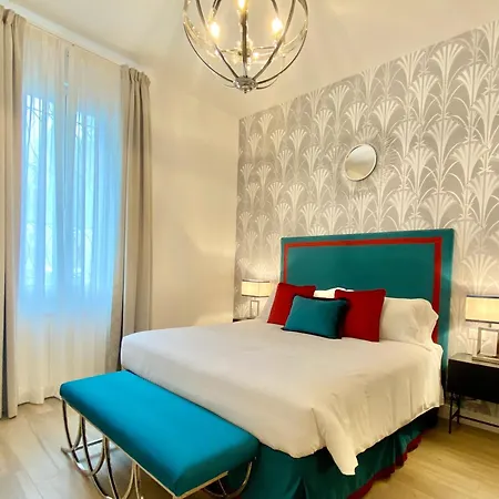 Mazzini 34 Collection * Florence