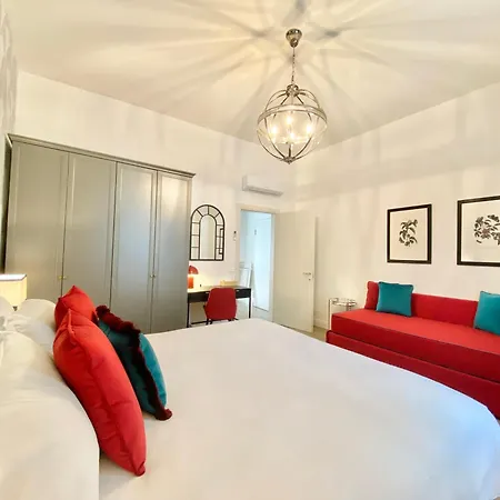 Mazzini 34 Collection Florence